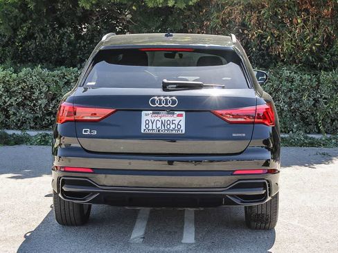 Used 2022 Audi Q3 2.0T Premium w/ Convenience Package AWD/4WD image 9