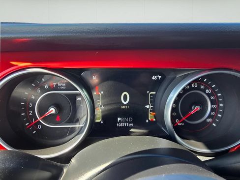 Used 2018 Jeep Wrangler Unlimited Rubicon w/ Dual Top Group AWD/4WD image 18