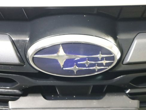 Used 2023 Subaru Outback Premium image 19