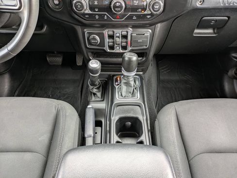 Used 2023 Jeep Wrangler Unlimited Sport AWD/4WD image 20