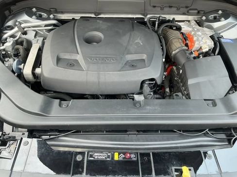 Used 2018 Volvo XC60 T8 Inscription w/ Advanced Package AWD/4WD image 24