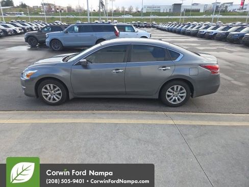 Used 2015 Nissan Altima 2.5 S w/ Power Driver Seat Package image 4