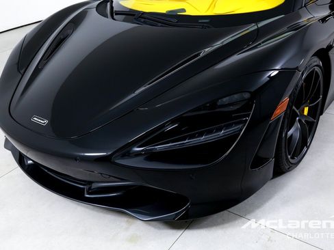 Used 2022 McLaren 720S Spider RWD image 30