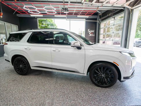 Used 2025 Hyundai Palisade Calligraphy AWD/4WD image 5