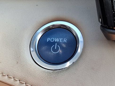 Certified 2020 Toyota Highlander Limited image 24