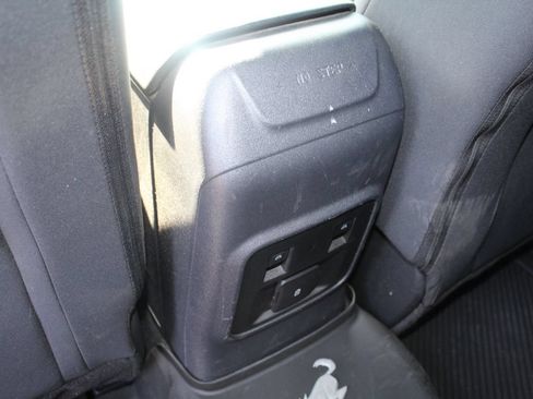 Used 2022 Ford Bronco 4-Door AWD/4WD image 12