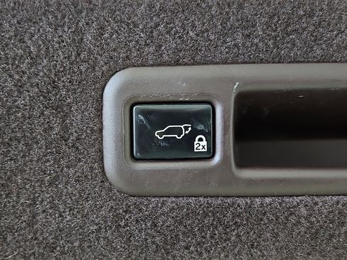Used 2018 Lexus RX 350L FWD image 8