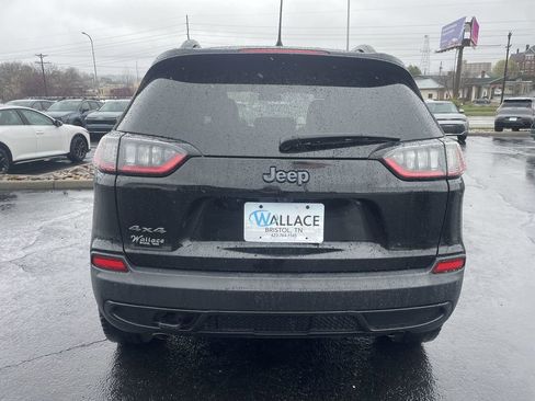 Used 2020 Jeep Cherokee Latitude AWD/4WD image 5