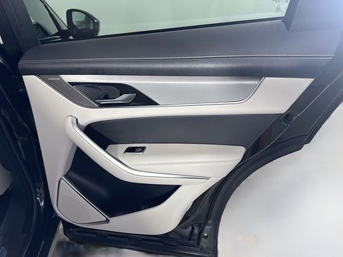 Used 2025 Jaguar F-PACE R-Dynamic S image 28