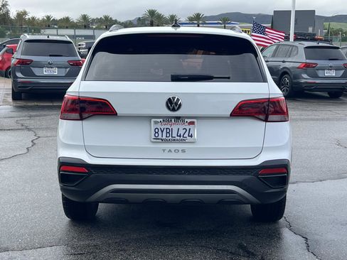 Certified 2022 Volkswagen Taos S image 22