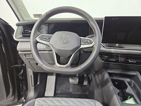 New 2026 Volkswagen Tiguan S AWD/4WD image 13