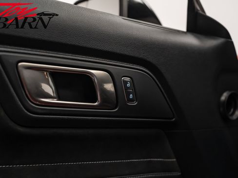 Used 2016 Ford Mustang Shelby GT350 w/ Technology Package image 20