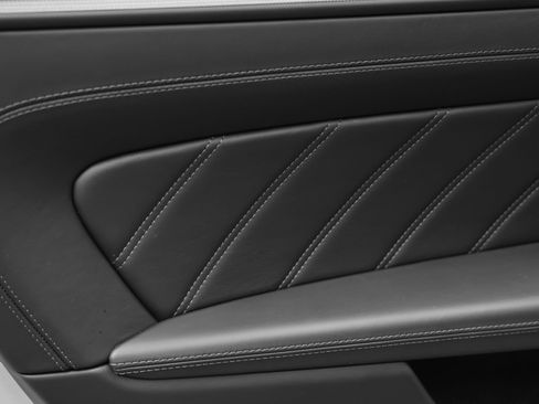 Certified 2025 Porsche 911 Carrera GTS RWD image 64