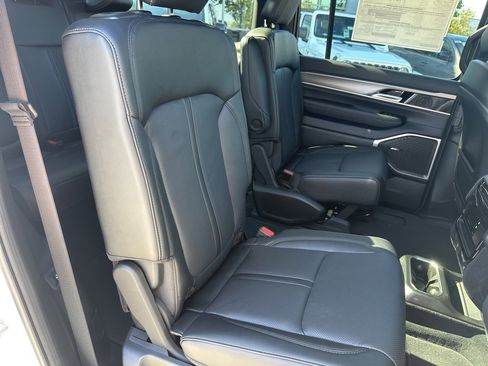 New 2025 Jeep Wagoneer Series II image 57