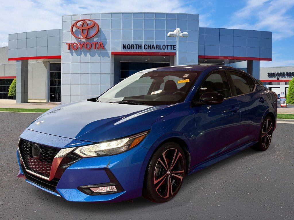 Used 2022 Nissan Sentra SR w/ Trunk Package FWD image 5