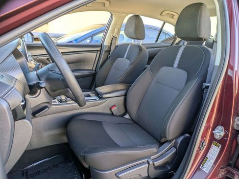 Used 2025 Nissan Sentra SV image 23