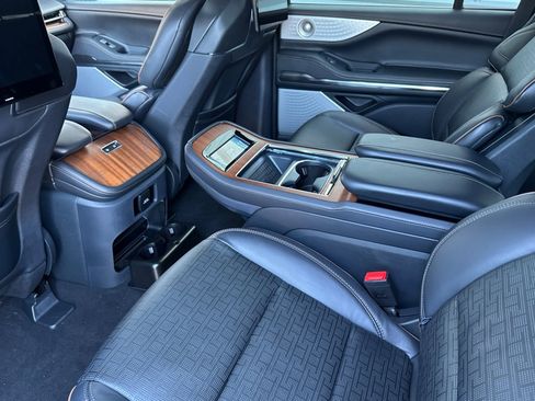 New 2025 Lincoln Navigator Black Label image 10