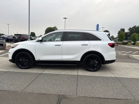 Used 2020 Kia Sorento EX AWD/4WD image 11