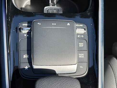 Certified 2023 Mercedes-Benz GLA 250 4MATIC image 44