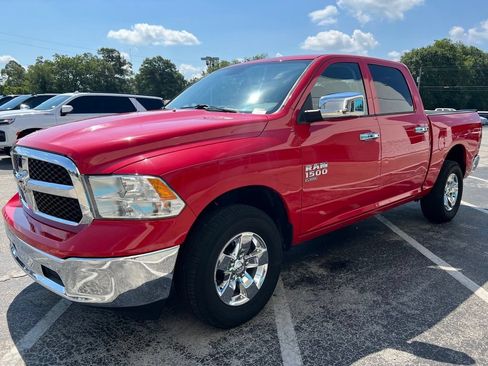 Used 2022 RAM 1500 Classic SLT AWD/4WD image 24