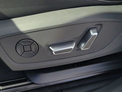 New 2026 Audi Q3 quattro 2.0T AWD/4WD image 18