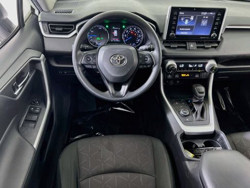 Used 2019 Toyota RAV4 XLE w/ Convenience Package image 21