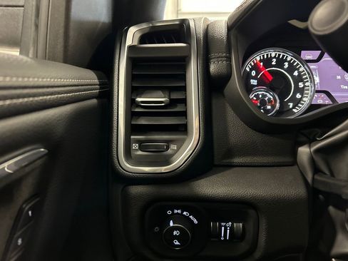 Used 2025 RAM 1500 Laramie w/ Bed Utility Group AWD/4WD image 18