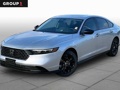 Certified 2025 Honda Accord SE image 1
