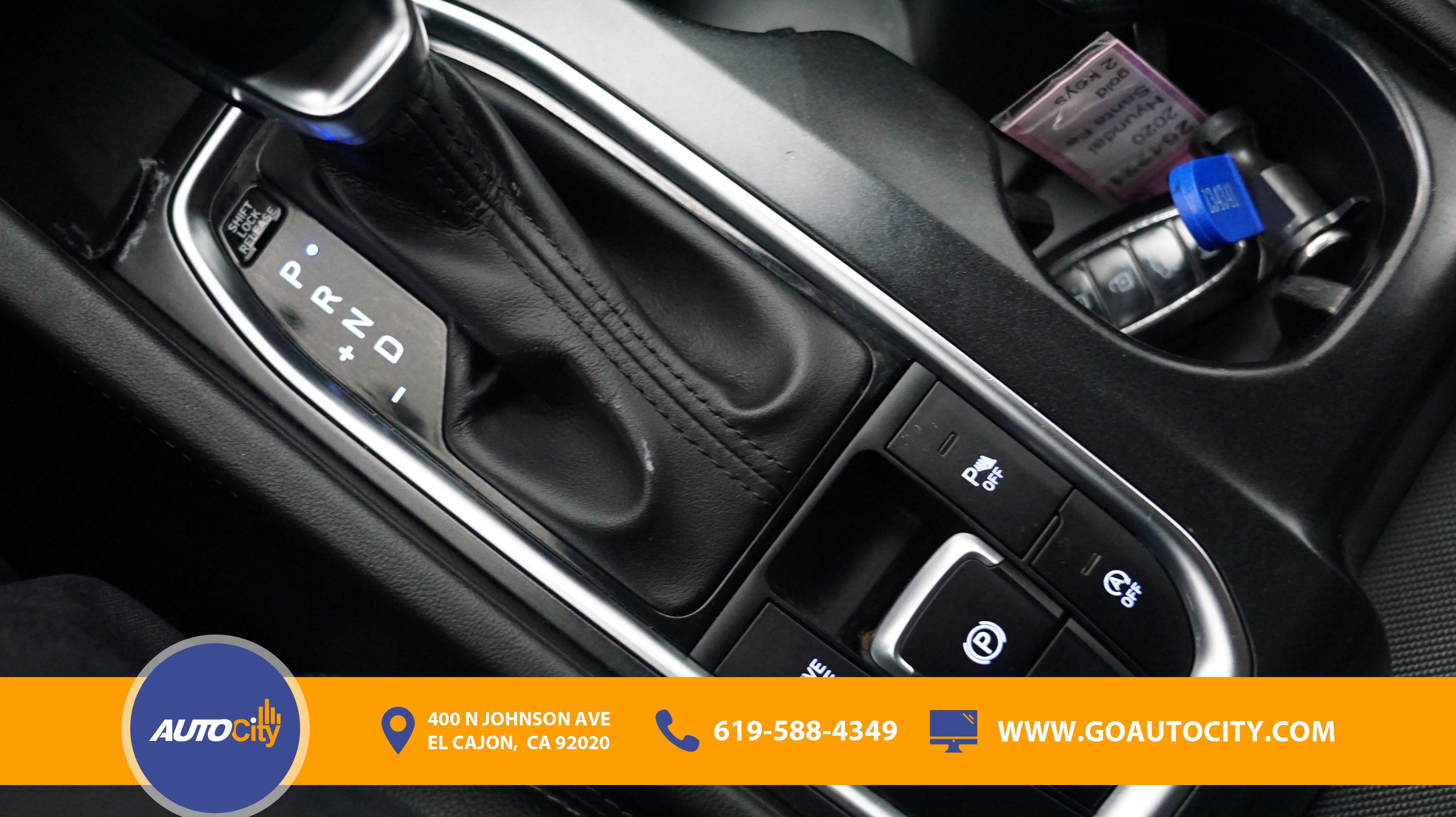 Used 2020 Hyundai Santa Fe SEL w/ Convenience + Premium Package FWD image 26