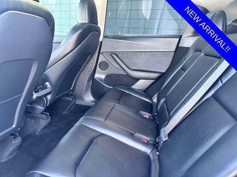 Used 2023 Tesla Model Y Long Range AWD/4WD image 15