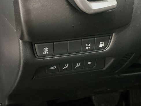 Used 2025 MAZDA CX-50 AWD 2.5 Hybrid w/ Premium Pkg image 17