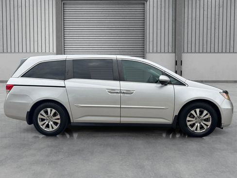 Used 2015 Honda Odyssey EX image 30