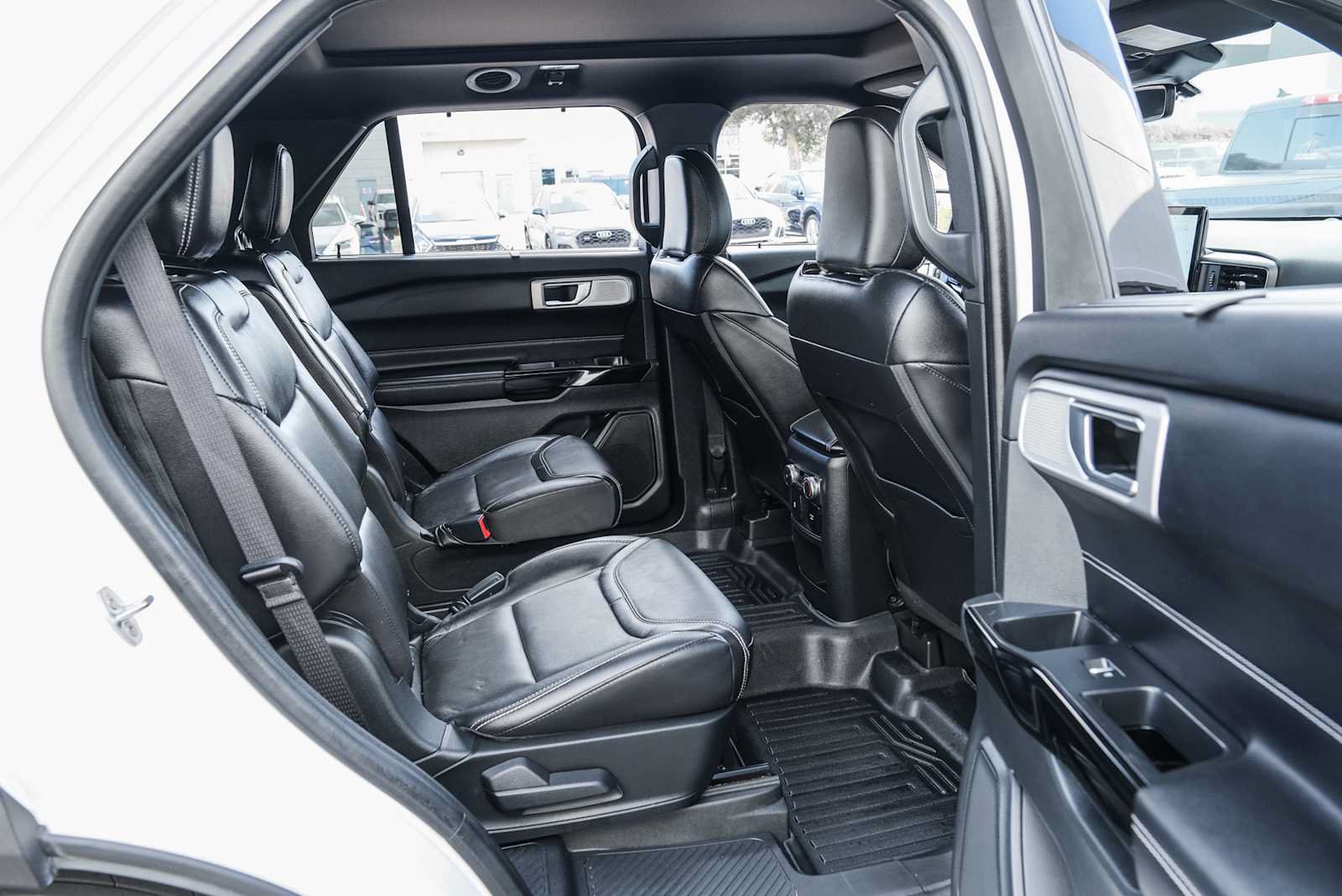 Used 2021 Ford Explorer ST w/ Equipment Group 401A AWD/4WD image 33