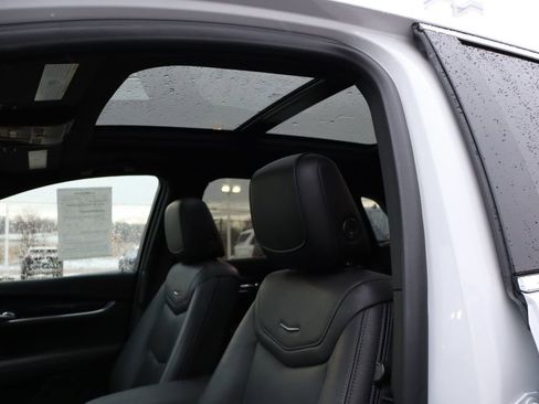 Used 2021 Cadillac XT5 Premium Luxury image 30