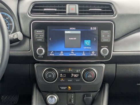 Used 2024 Nissan Leaf S image 25