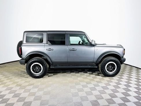 Used 2023 Ford Bronco Outer Banks w/ Sasquatch Package AWD/4WD image 8