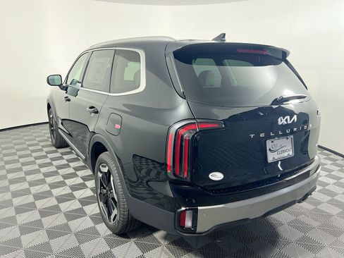 New 2025 Kia Telluride EX w/ EX Captain's Chair Package image 7