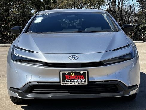 New 2026 Toyota Prius LE image 7