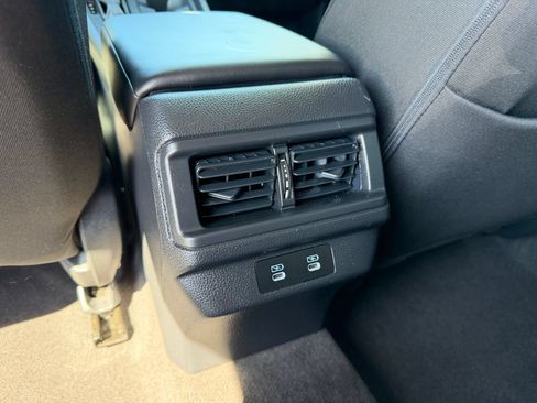 Used 2025 Honda Accord LX image 29