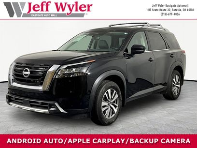 Used 2025 Nissan Pathfinder SL
