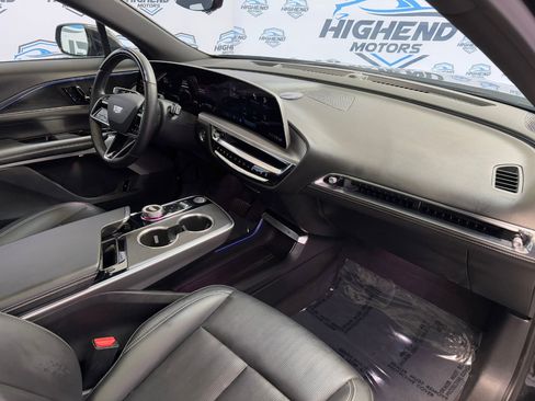 Used 2024 Cadillac Lyriq Sport image 27