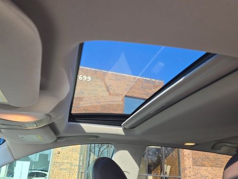 Used 2014 INFINITI QX60 AWD w/ Premium Package image 25