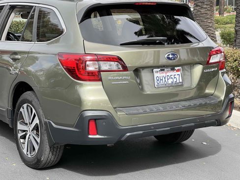 Used 2019 Subaru Outback 2.5i Limited w/ Popular Package #2 image 43