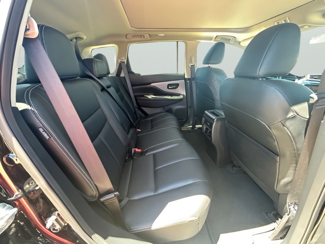 Used 2024 Nissan Murano SV AWD/4WD image 15