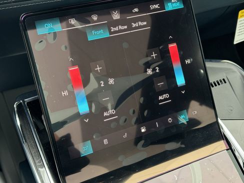 New 2025 Cadillac Escalade IQ Sport 2 w/ LPO, ONYX Package image 25