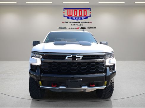 Used 2024 Chevrolet Silverado 1500 ZR2 w/ Technology Package AWD/4WD image 8