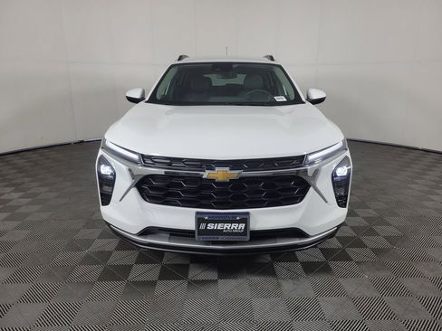 New 2026 Chevrolet Trax LT image 9