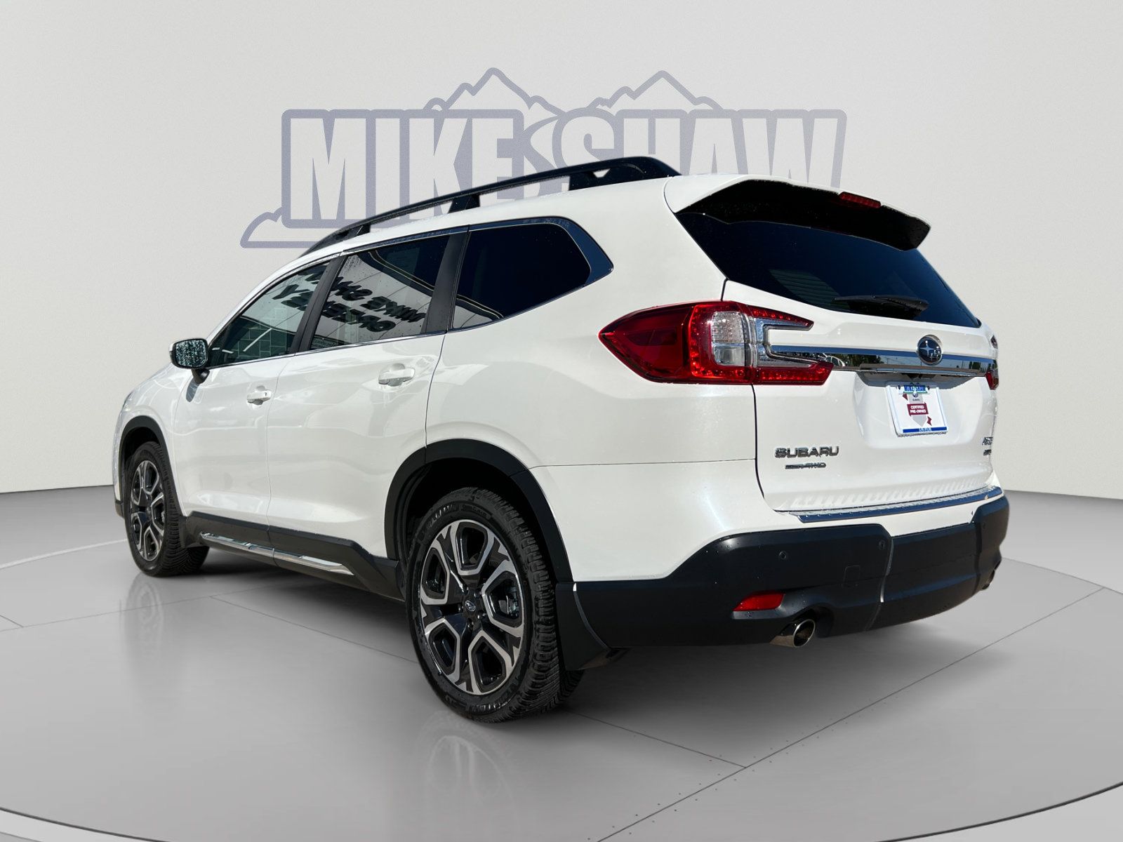 Used 2023 Subaru Ascent Limited AWD/4WD image 3