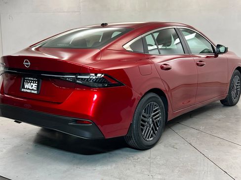 New 2026 Nissan Sentra SV FWD image 5