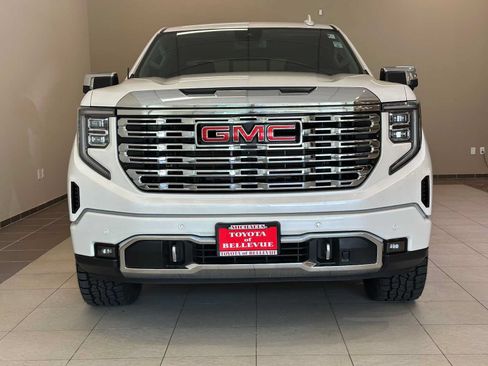 Used 2022 GMC Sierra 1500 Denali AWD/4WD image 6